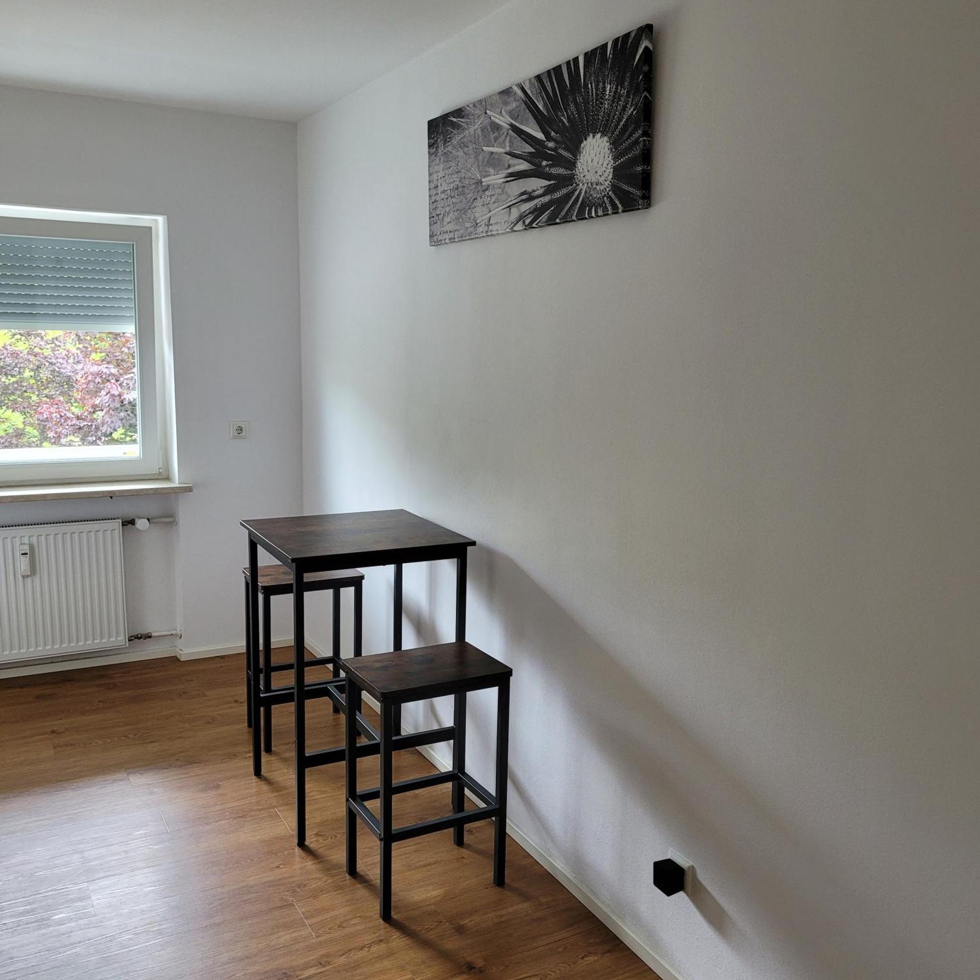 Schoene, Gemuetliche Moeblierte 2 Zi Wohnung In Rgb Regensburg Eksteriør billede